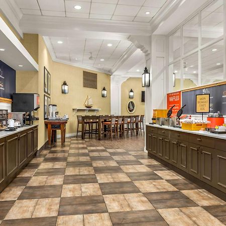 Hampton Inn Boston-Natick Eksteriør billede