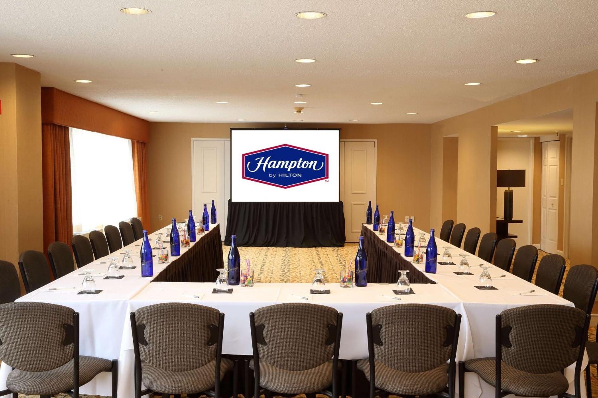 Hampton Inn Boston-Natick Eksteriør billede